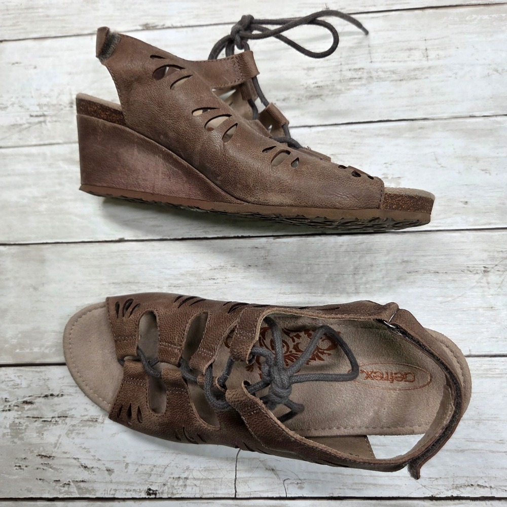 Aetrex EW806 Lace Up Wedge Sandal Gladiator Women 8.5 Brown Leather Cutout